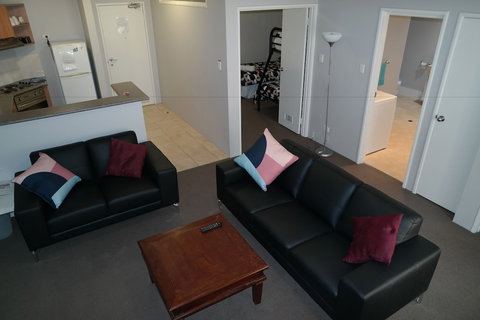 Duke's Apartments - Lennox Head Accommodation 6