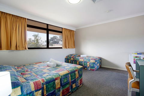 Vale Hotel - Lennox Head Accommodation 5