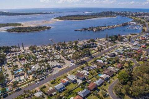 Finlays Retreat Pet Friendly House Yamba - Lennox Head Accommodation 3