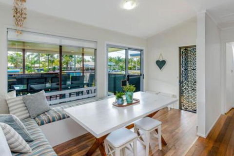 Finlays Retreat Pet Friendly House Yamba - Lennox Head Accommodation 0