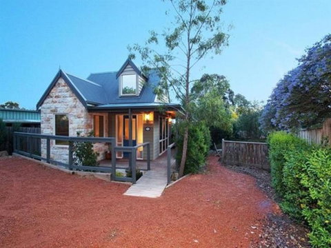 Two Truffles Cottages - Lennox Head Accommodation 6