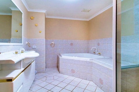 Dolphins 2 7 Commodore Crescent - Lennox Head Accommodation 1
