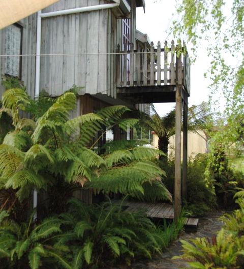 The Wombat Cottage - Lennox Head Accommodation 6