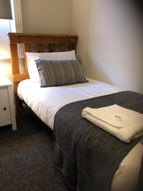 Cornwall Hotel - Lennox Head Accommodation 4