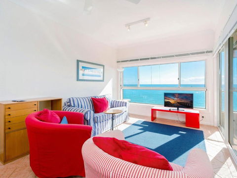 Avalon 4 Right Across The Road From Convent Beach Uninterrupted Views - Lennox Head Accommodation 5
