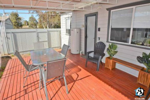 Just Renovated 2BR Cottage In Heart Of Wentworth - Lennox Head Accommodation 1