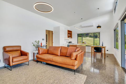 Shadow Creek McLaren Vale - Lennox Head Accommodation 6