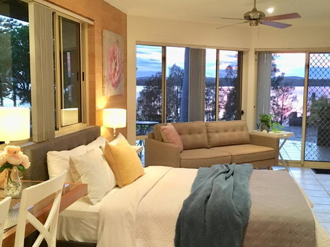 SilverWaters Waterfront Accommodation - Lennox Head Accommodation 3