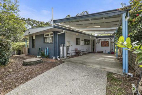 Allamanda Cottage - Lennox Head Accommodation 0