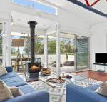 The Boathouse comfortable beachfront home - Lennox Head Accommodation