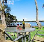 Sanctuary on the Bay fish or kayak from the yard - Lennox Head Accommodation
