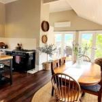 Galway - Lennox Head Accommodation 0