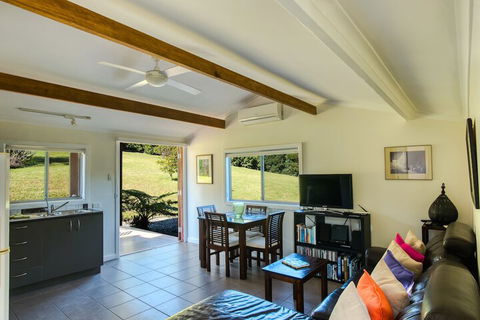 Afterglow Cottages - Lennox Head Accommodation 5