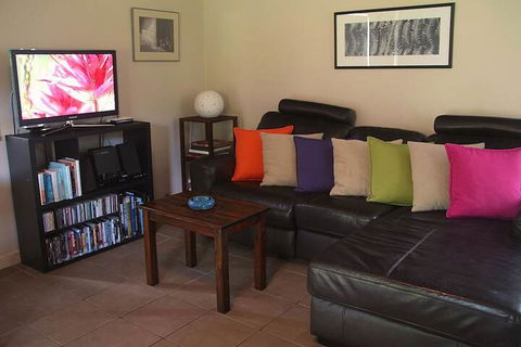 Afterglow Cottages - Lennox Head Accommodation 3