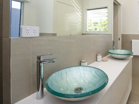 Reflections Turquoise Villa - Lennox Head Accommodation 6