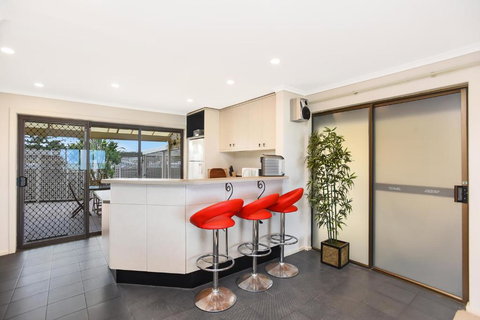 Right On The Beach At Moana - Lennox Head Accommodation 2