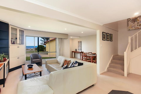 Right On The Beach At Moana - Lennox Head Accommodation 5