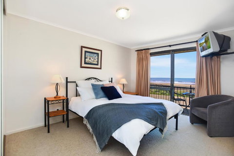 Right On The Beach At Moana - Lennox Head Accommodation 4