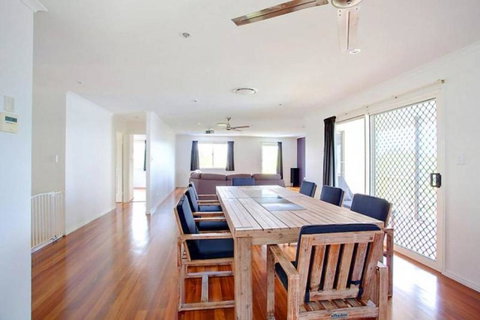 29 Cypress Avenue Rainbow Beach Close To The Beach With A Pool - Lennox Head Accommodation 6