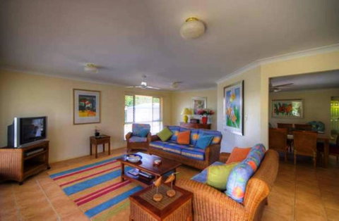 4 Boronia Place Rainbow Beach Perfect Convenient Location Fenced Yard - Lennox Head Accommodation 5