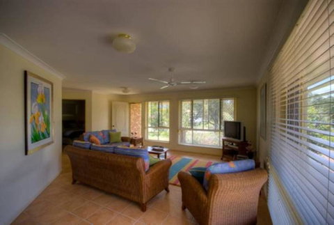 4 Boronia Place Rainbow Beach Perfect Convenient Location Fenced Yard - Lennox Head Accommodation 6