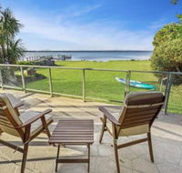 Eagle Point Getaway Waterfront Serenity - Lennox Head Accommodation