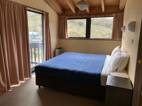Stillwell Hotel - Lennox Head Accommodation 1