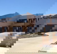 the Anchorage by the Lake - Lennox Head Accommodation