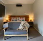 Railway Hotel Queenstown - Lennox Head Accommodation