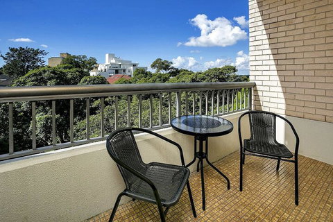 HAMP1 Bright Apartment In Cremorne - Lennox Head Accommodation 4