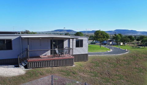 Lake Callide Retreat - Lennox Head Accommodation 1