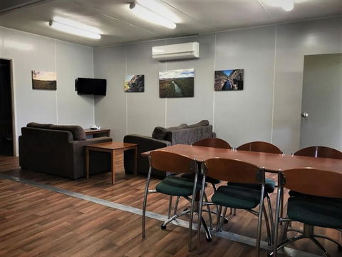 Lake Callide Retreat - Lennox Head Accommodation 3