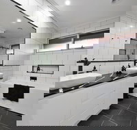 Lakeside Landing - Waterfront - Lennox Head Accommodation