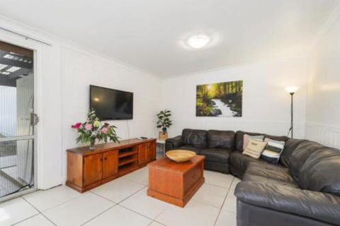 53 Hollingworth Street Port Macquarie - Lennox Head Accommodation 5