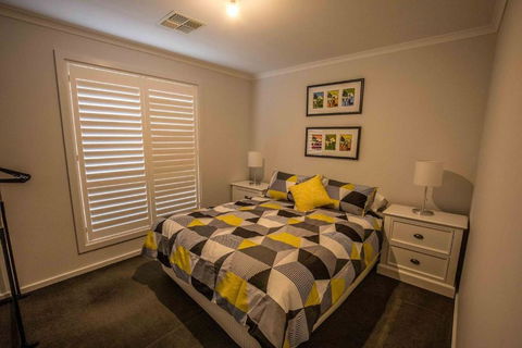 64 Marina Way Mannum - Lennox Head Accommodation 4