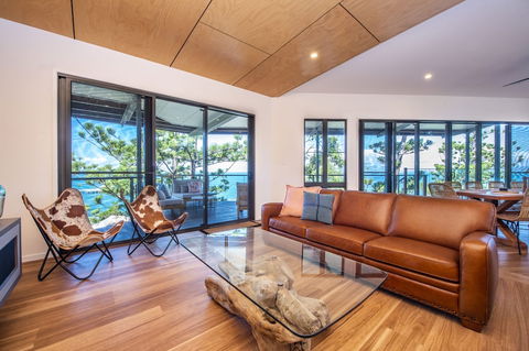 Headland House - Lennox Head Accommodation 3