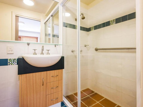 Riverview Apartments 1.3 - Lennox Head Accommodation 4