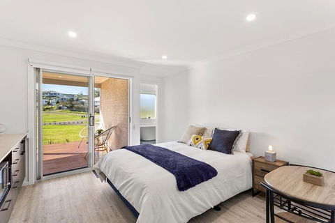 Whale Studio 1a Ocean Street - Lennox Head Accommodation 5