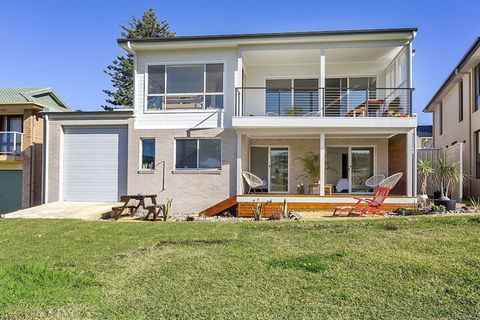 Whale Studio 1a Ocean Street - Lennox Head Accommodation 3
