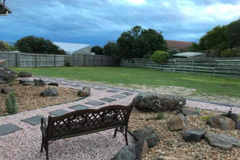 OCEAN BREEZE - Lennox Head Accommodation 0