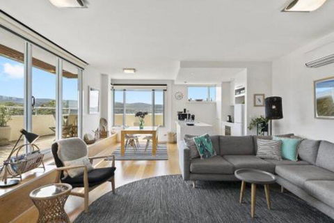 POINT GREY APARTMENT ONE VIEWPOINT - Lennox Head Accommodation 5