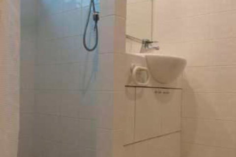 Absolute Beachfront Mooloolaba - Lennox Head Accommodation 7