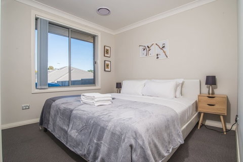 Peaceful 2kingbed Rootyhill Townhouse Near Station - Lennox Head Accommodation 3