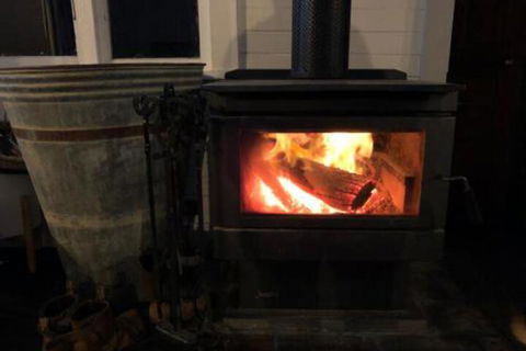 The Residence Stylish Comfort With Fireplace - Lennox Head Accommodation 6