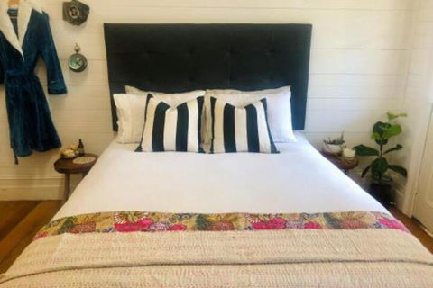 The Residence Stylish Comfort With Fireplace - Lennox Head Accommodation 7