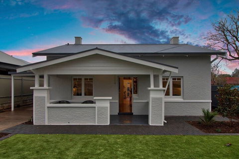 3BR Cottage With Parking Close To Adelaide CBD - Lennox Head Accommodation 2