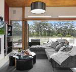 Casa sul lago quite simply a very special place - Lennox Head Accommodation