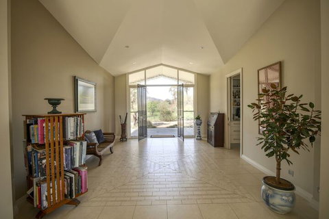 Belle Bois, Capertee Valley - Lennox Head Accommodation 3