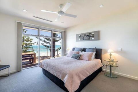 ULTIMA At The Bay Glenelg Absolute Beachfront - Lennox Head Accommodation 6