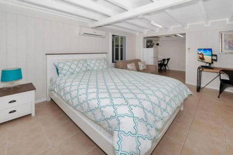 Studio 258 On Lake - Lennox Head Accommodation 1